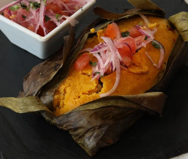 TAMAL ECUATORIANO
